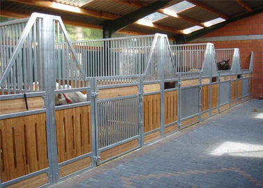 Refugios portátiles/del ganado constructores a prueba de agua de las vertientes de la parida y del granero de caballo
