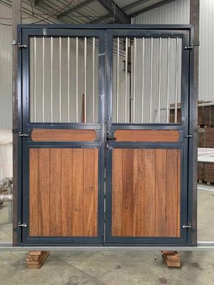 Los paneles estables del caballo de la puerta los 4x5m los 3x4m del extremo del oscilación para los graneros de caballo