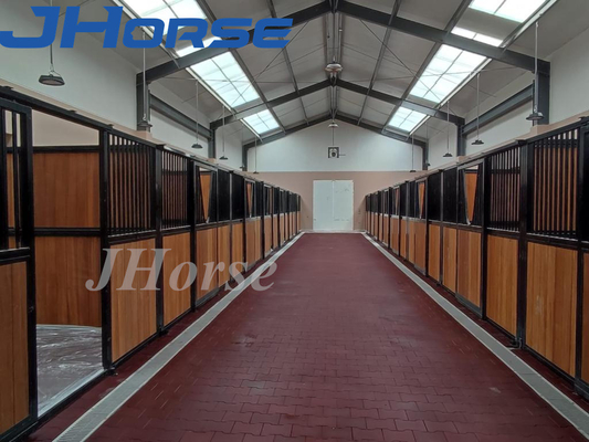 La parada de Front Dividers Custom Wood Horse afronta todo el tipo disponible