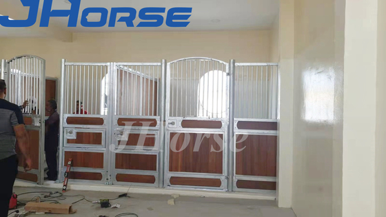 la caja de caballo portátil de acero del 12ft atasca el caballo prefabricado que los establos resisten a la prueba