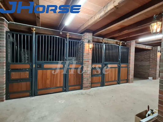 La parada resistente del caballo del 10ft artesona de madera de bambú