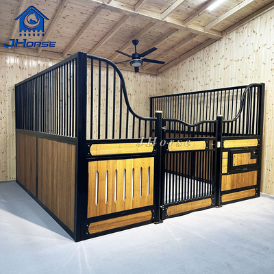 8ft x 8ft en polvo revestido de caballo delantero con tablero de PVC