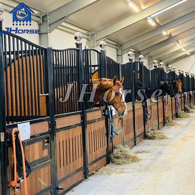 3.0m de largo caballo resistente a la intemperie con puerta giratoria y relleno opcional de bambú