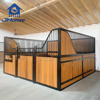Puertas estables personalizadas para caballos Técnica de tejido soldado y madera de pino