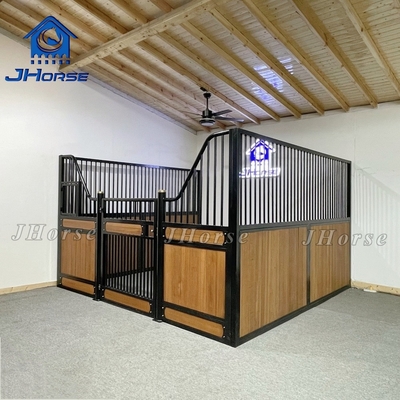 Frentes de caballo hechos de acero y bambú para una técnica de tejido con soldadura estable