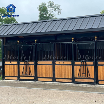 Técnica de tejido Altura soldada 2,3 m Opciones personalizables Caballo de caballo Puerta oscilante estable o puerta corredera