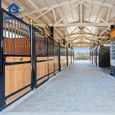 Madera de lujo Granja de alta densidad Equitación Caballo Estables Estancias Frentes Caballos Puerta corredera En venta