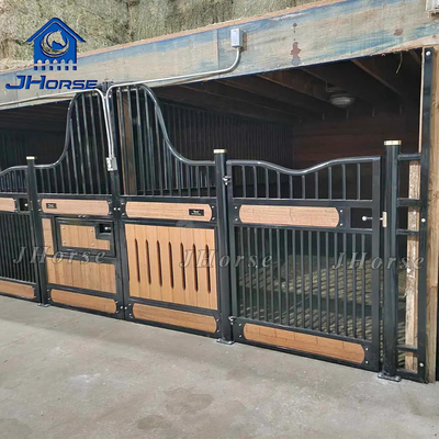 Modelo europeo en polvo recubrido de bambú relleno de metal de lujo caballo estable caballo caballete paneles delanteros