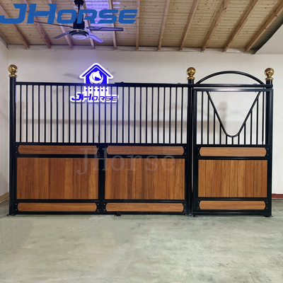 Modern Design European Timber Durable Horse Stall With Swivel Feeders Custom Size